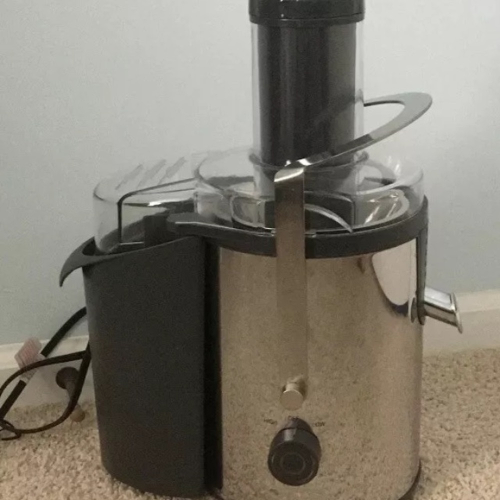 BELLA High Power Juice Extractor